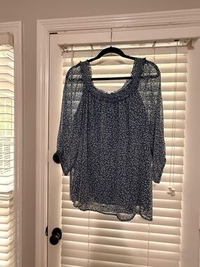 LC Lauren Conrad Navy Blue Floral Tie-Neck Peasant Top